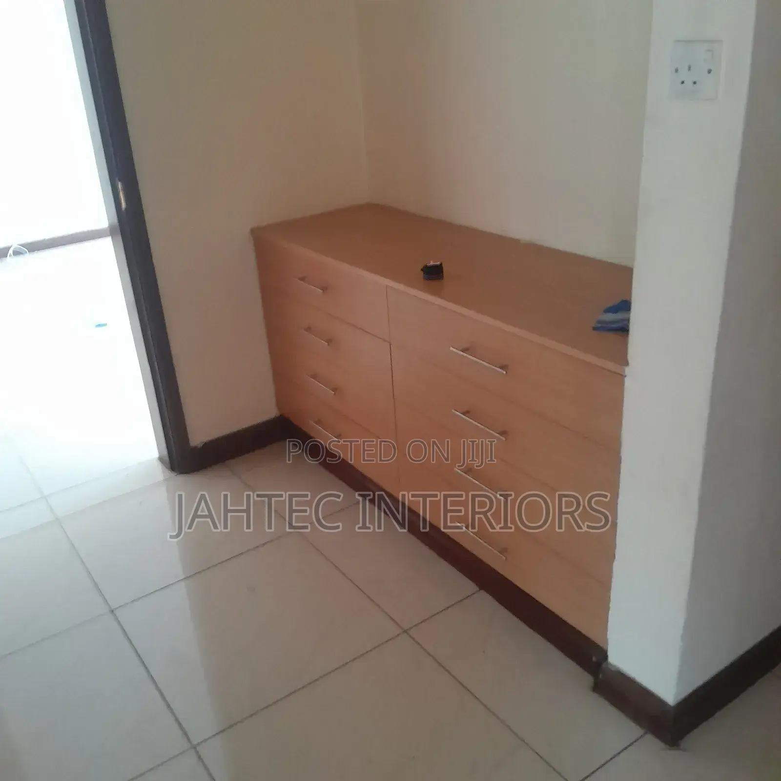 Quality Kitchen Cupboards Instoller