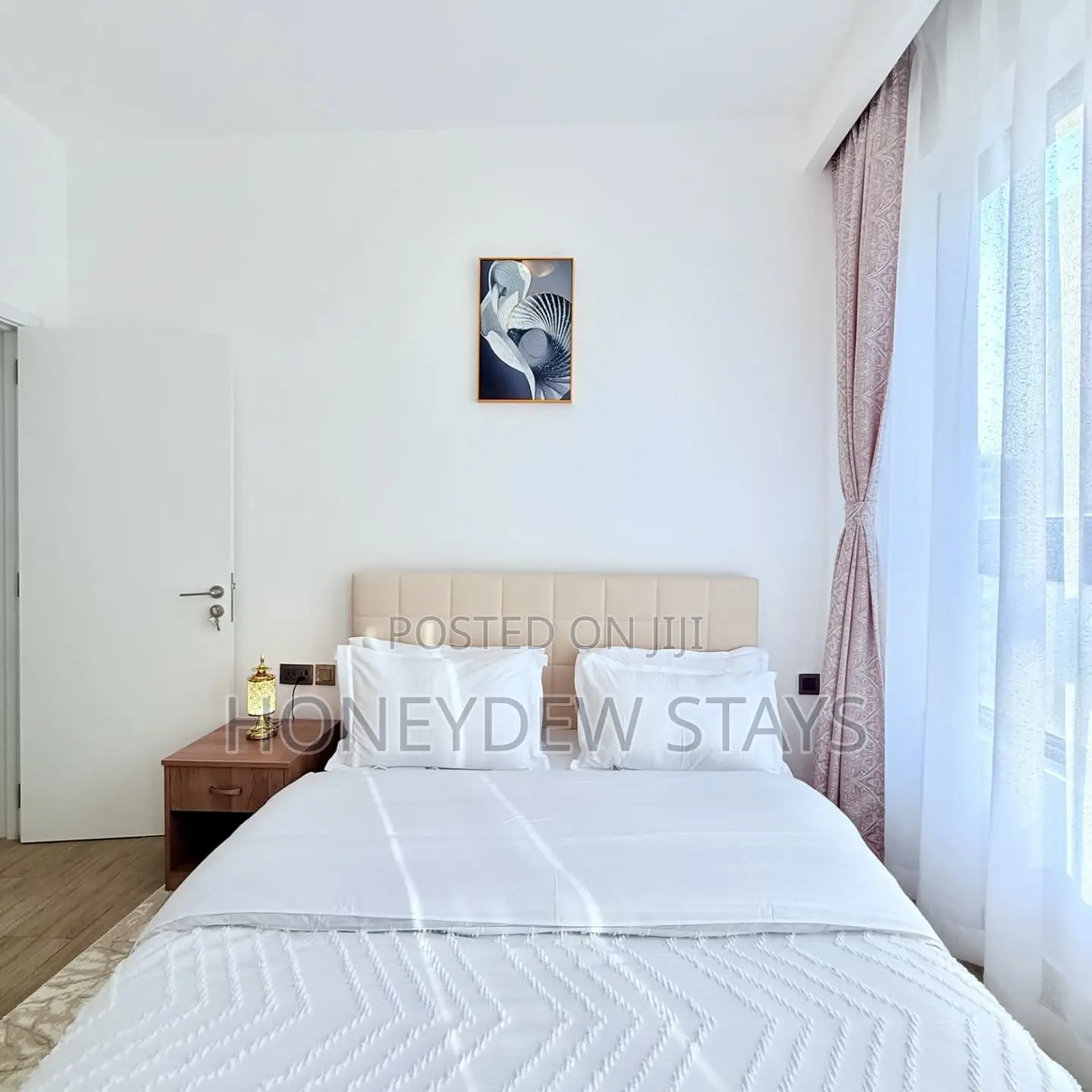 Furnished Luxury 3br Apartment at Riverside Square