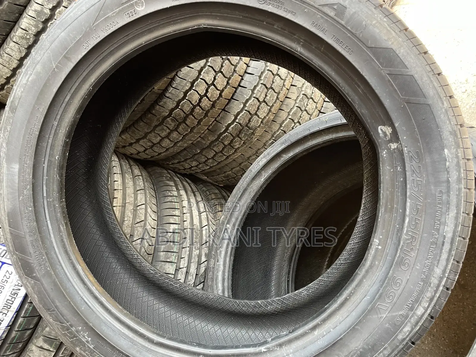 225/55r19 Centara Tires