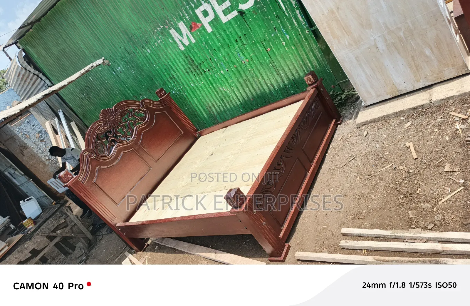 Modern King Size Mahogany Bed 5 By 6 Fitt