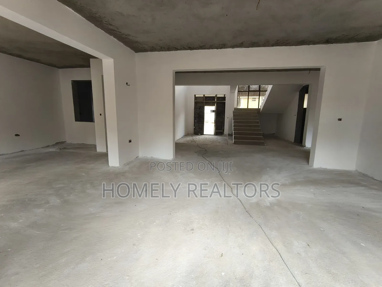 6bdrm Maisonette in Karen, Nairobi for sale