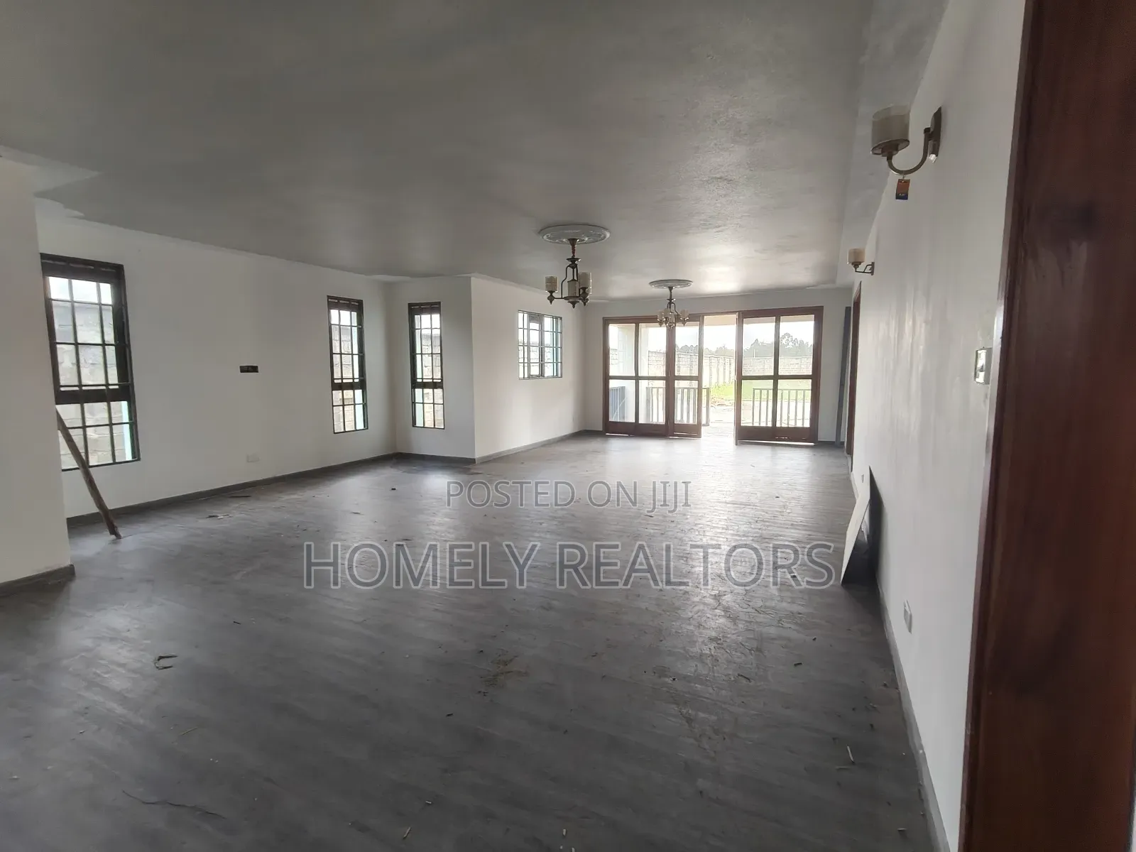 6bdrm Maisonette in Karen, Nairobi for sale