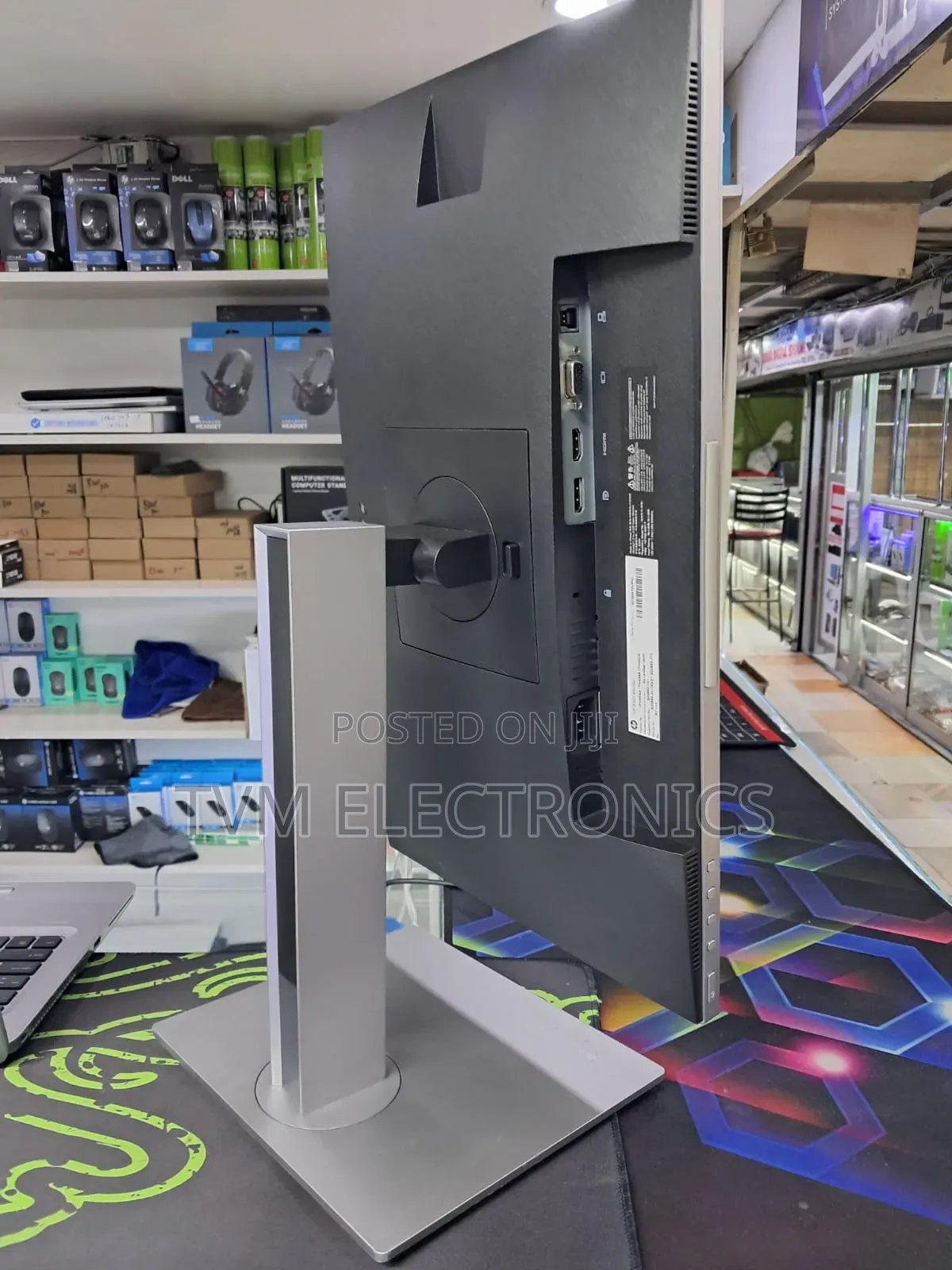 Hp 22" Edge to Edge Monitor