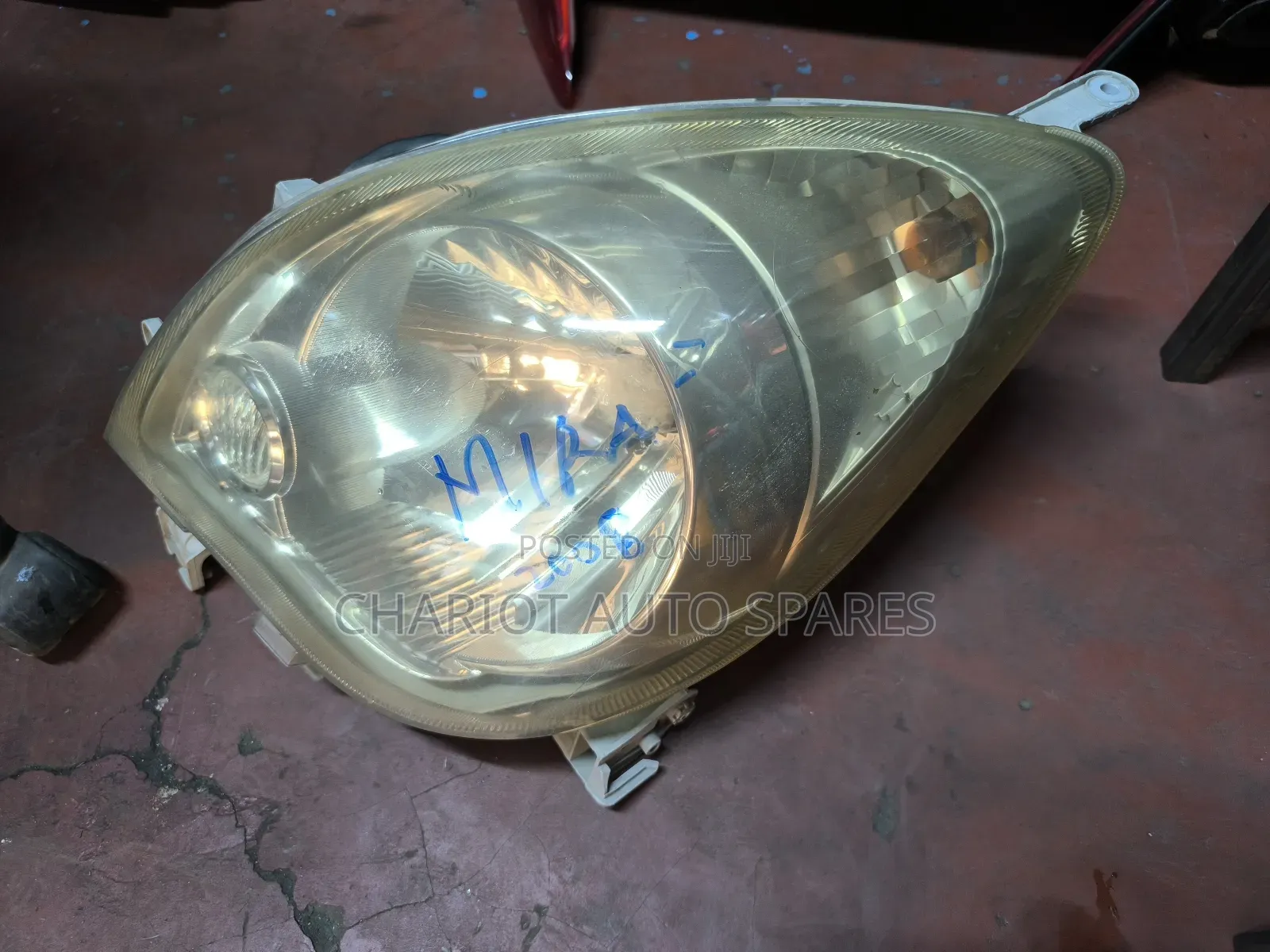 Daihatsu Mira 2008 Non Xenon Headlights
