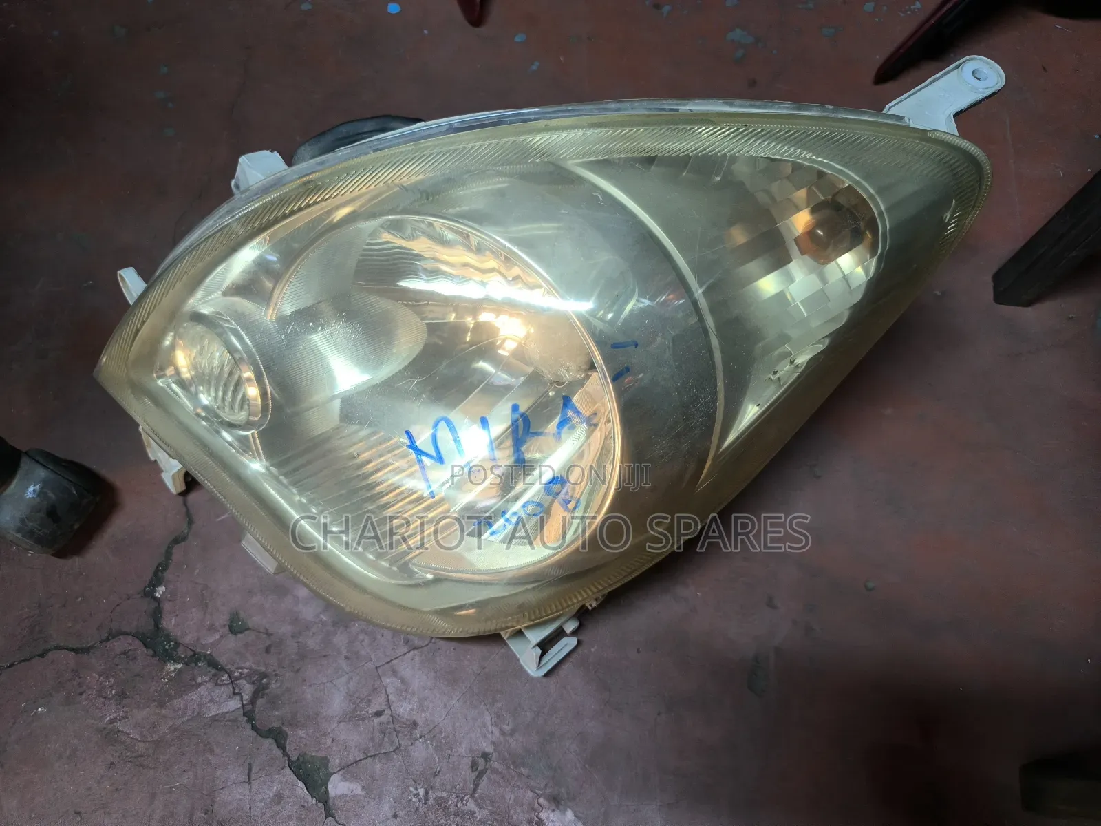 Daihatsu Mira 2008 Non Xenon Headlights