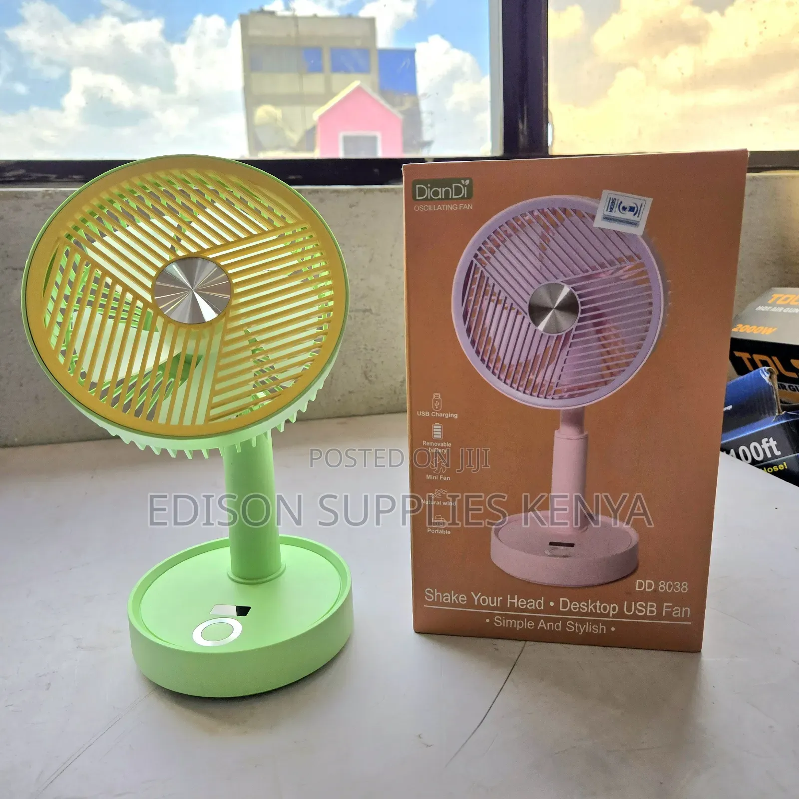 Desk Fan Oscillating Rechargeable Usb Telescopic Fan Table Fans