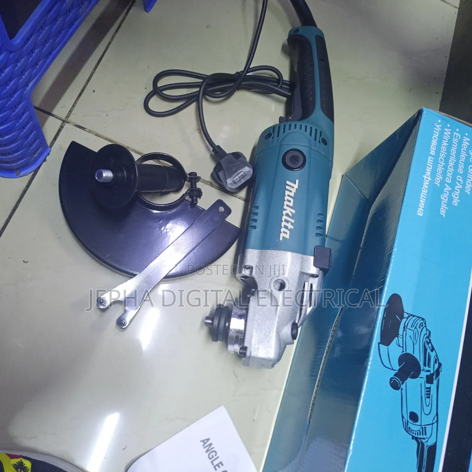 9inch Makita Angle Grinder