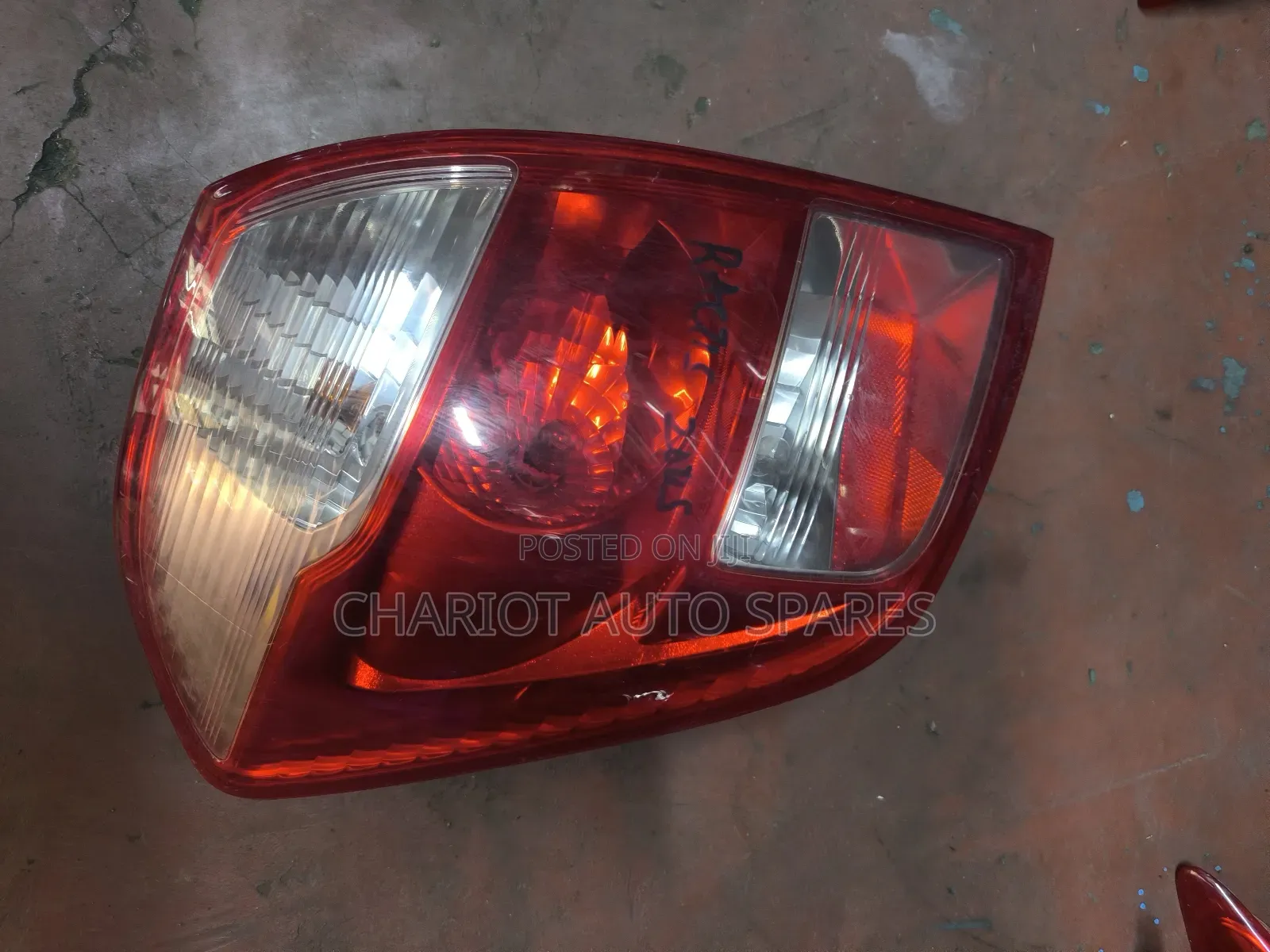 Toyota Ractis 2005  Taillights Available
