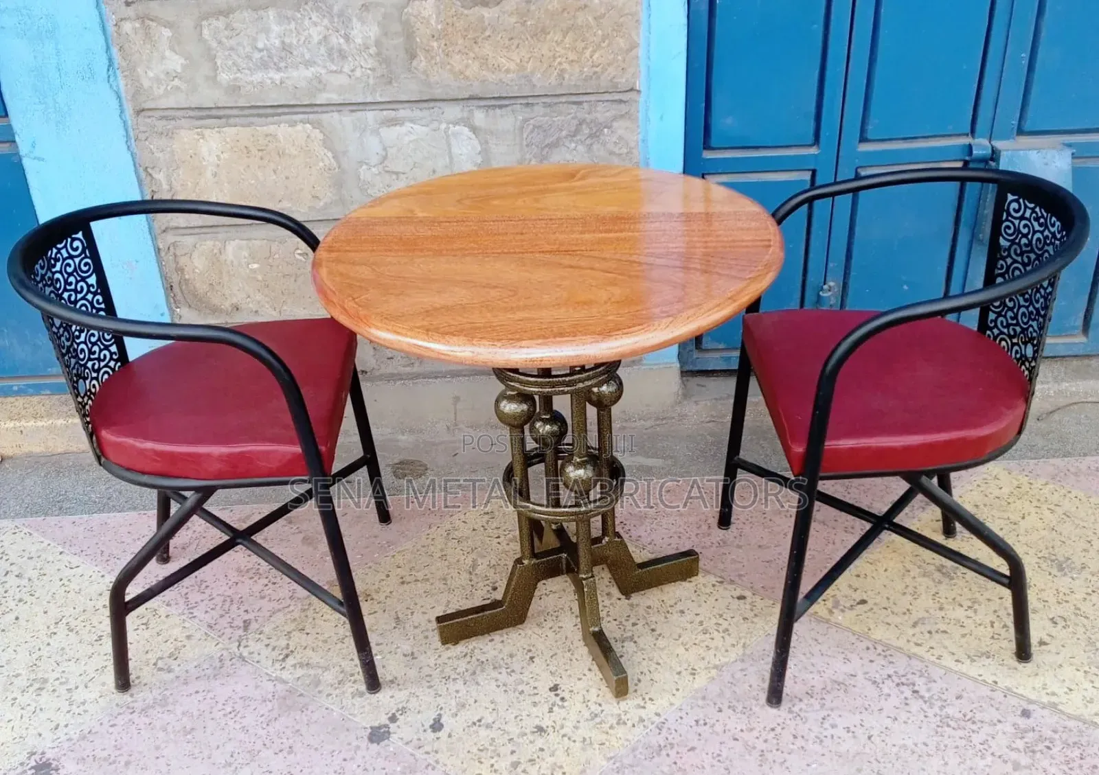 Mahogany Dining Table Set.