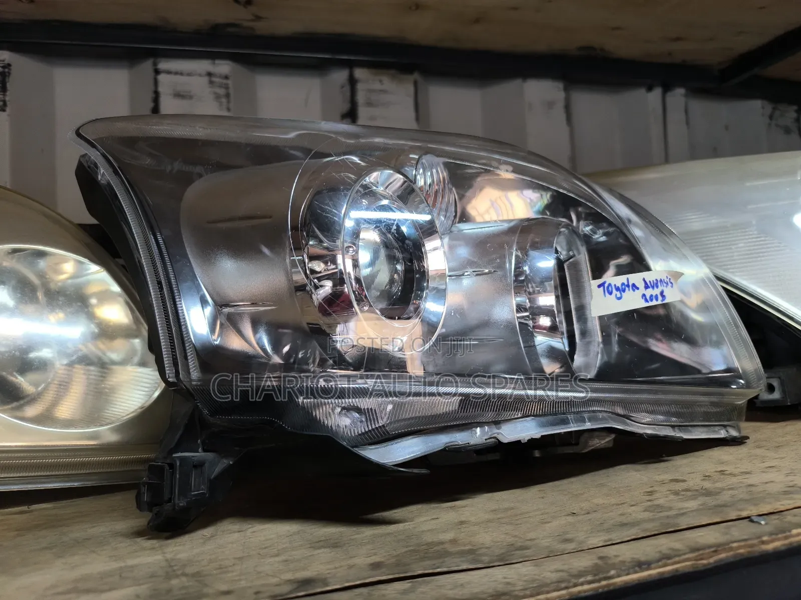 Toyota Avensis 2005 Non Xenon Headlights
