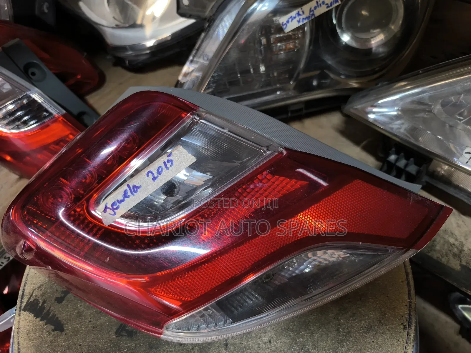 Toyota Vitz 2015  Taillights