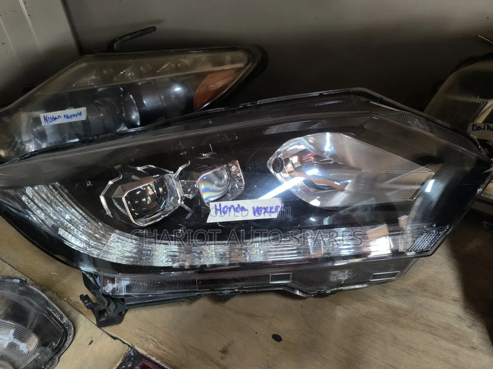 Honda Vezel 2016 Headlights
