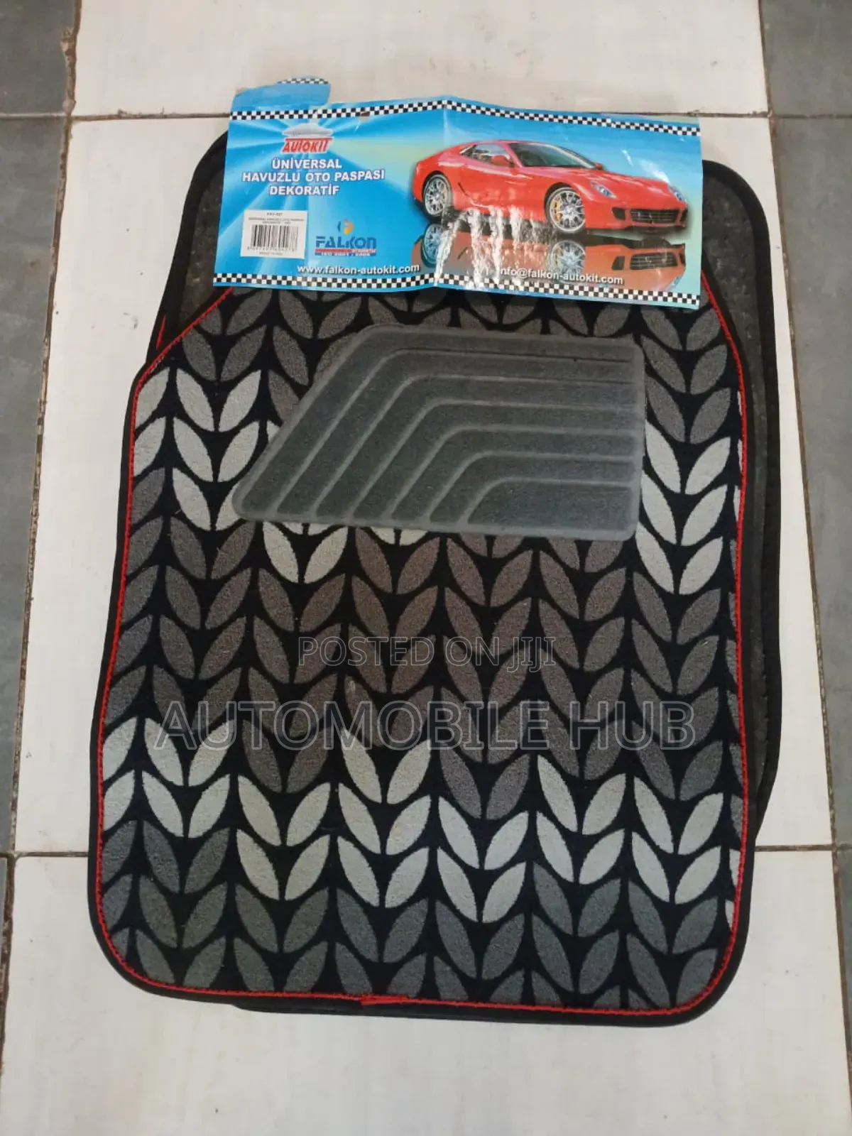 Universal Woolen Floor Mats in Cars - 5pcs Woolen Mats