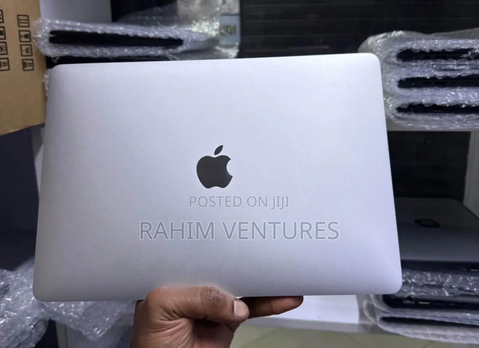 Laptop Apple MacBook Pro 2019 16GB Intel Core i7 SSD 256GB