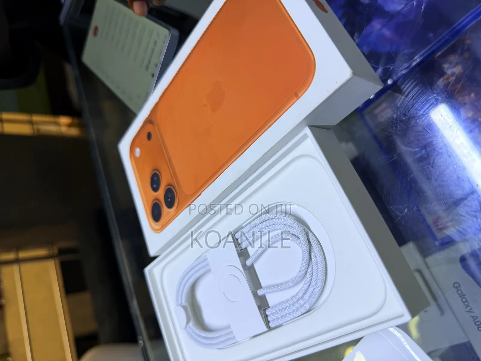 New Apple iPhone 17 Pro Max 256 GB Orange