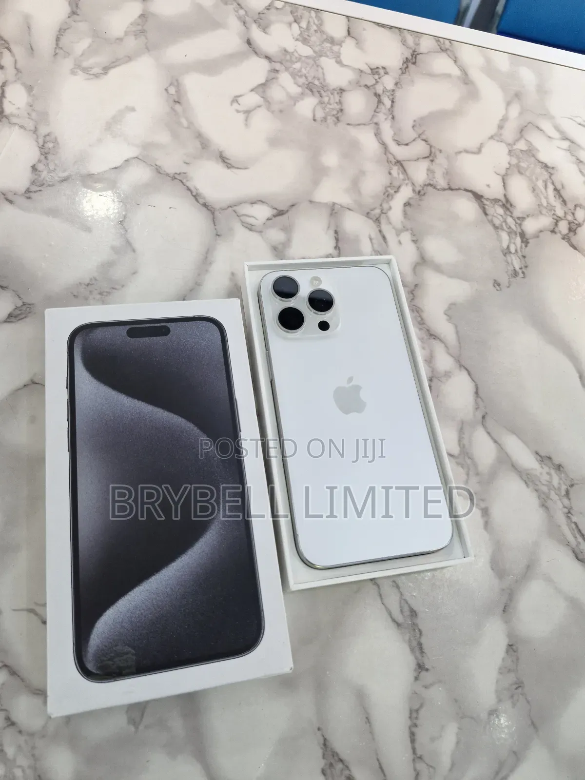 Apple iPhone 15 Pro Max 256 GB White