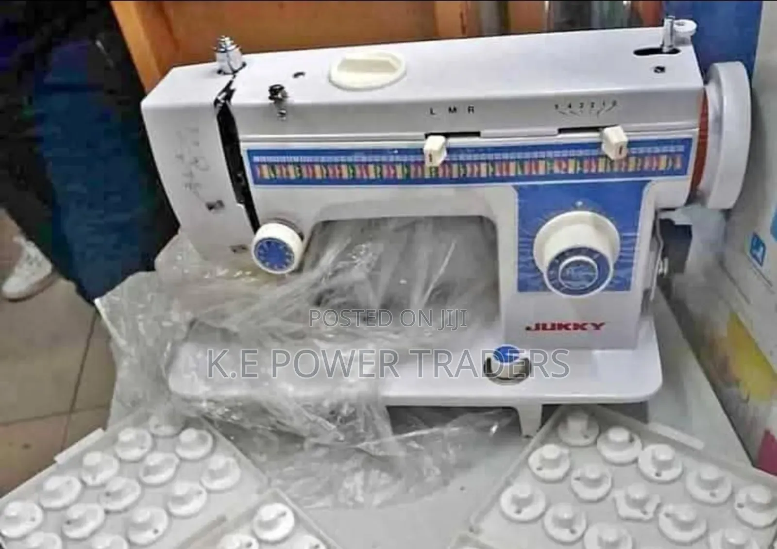 Zigzag Embroidery Sewing Machine