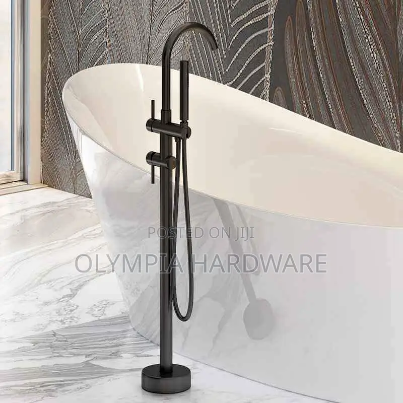 Circle Standing Bath Mixer (For Hot and Cold Water)