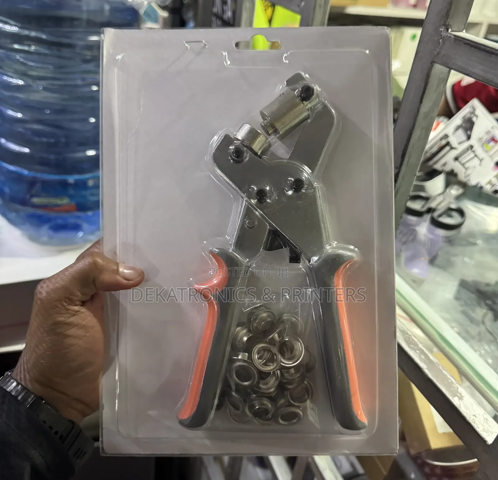 Portable Handheld Eyelet Machine