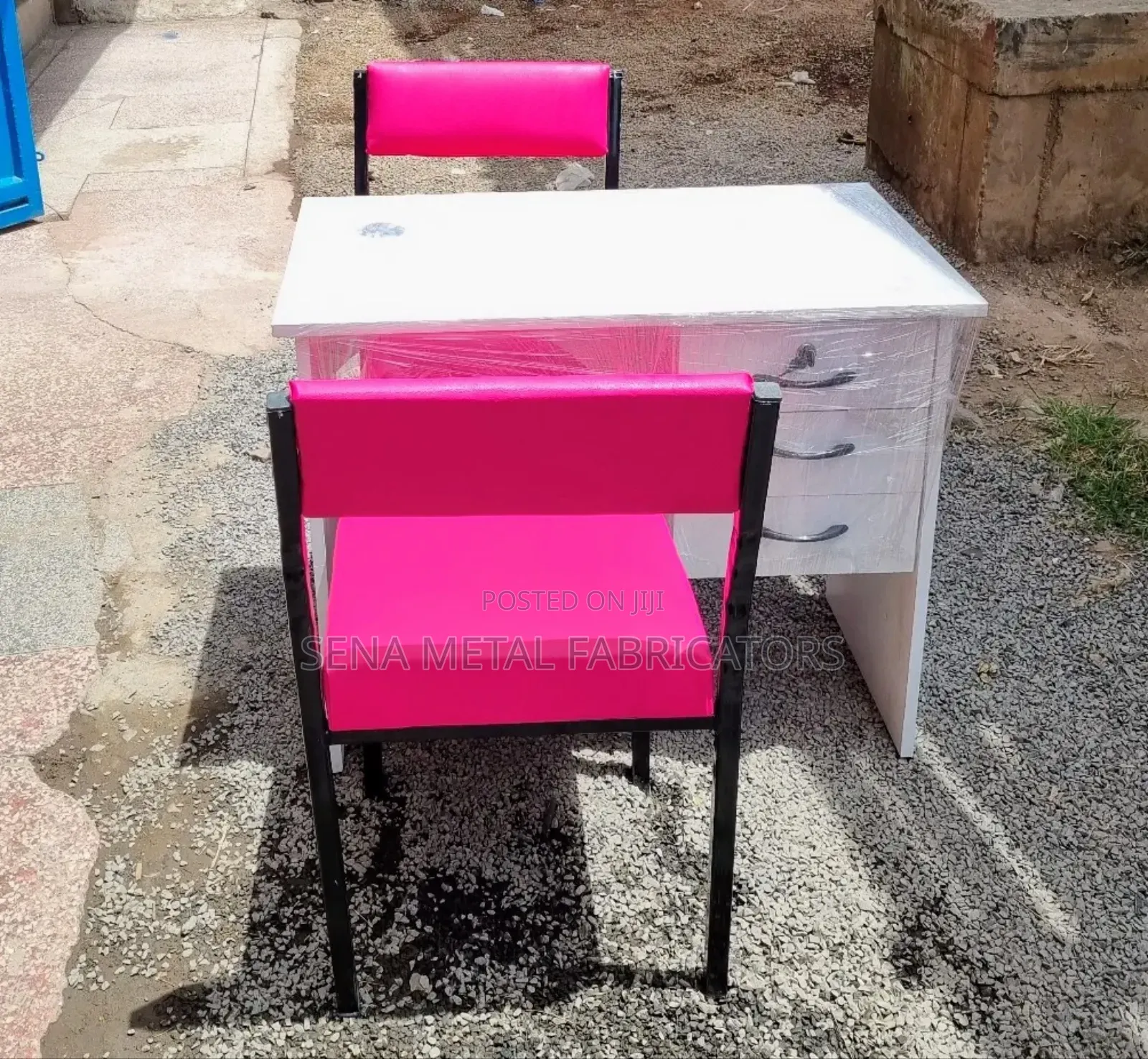 Pink Chairs for Manicure Set.