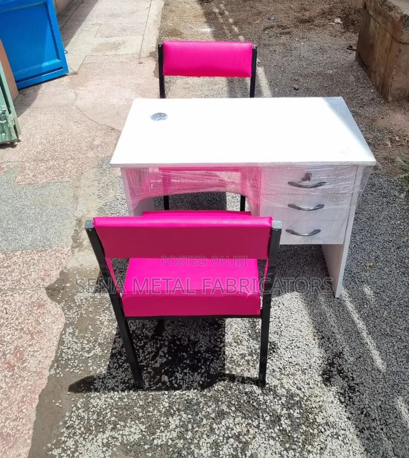 Pink Chairs for Manicure Set.