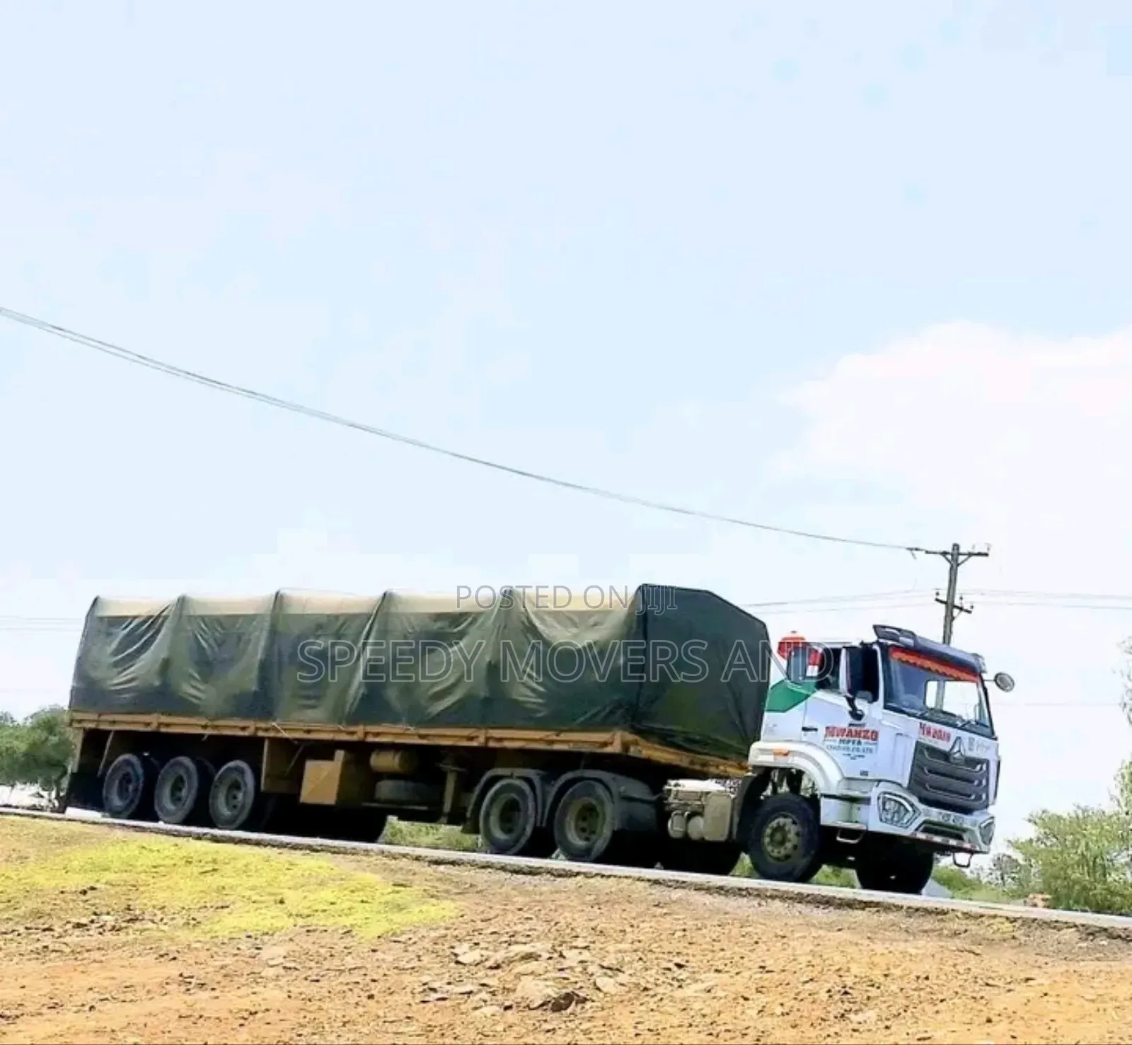 Trailers for All Kinds of Goods and Logistics Are Available