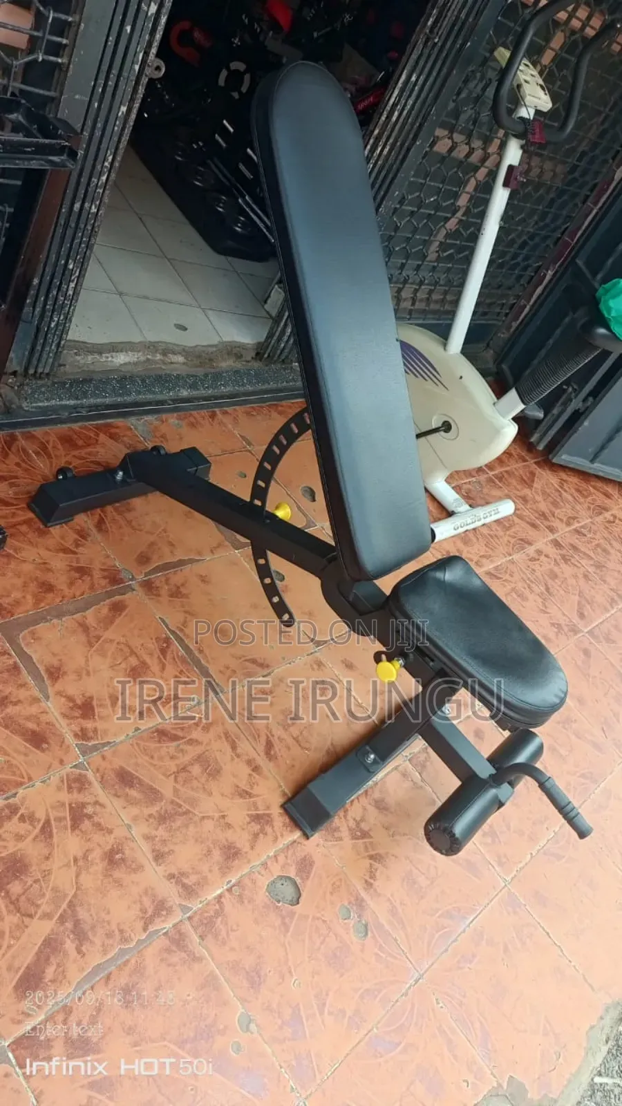 Curved , Sit Up Weights Bench