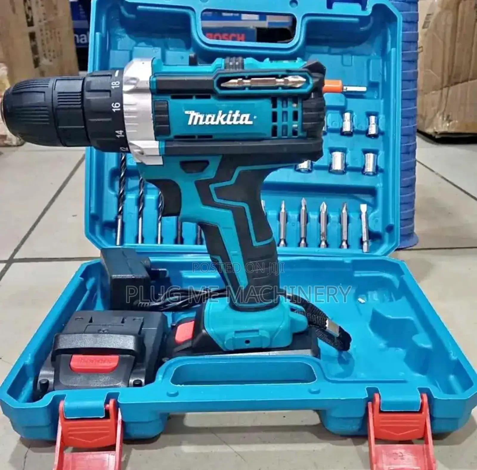 Rechargeable Makita Drill/ Cordless Drill Set