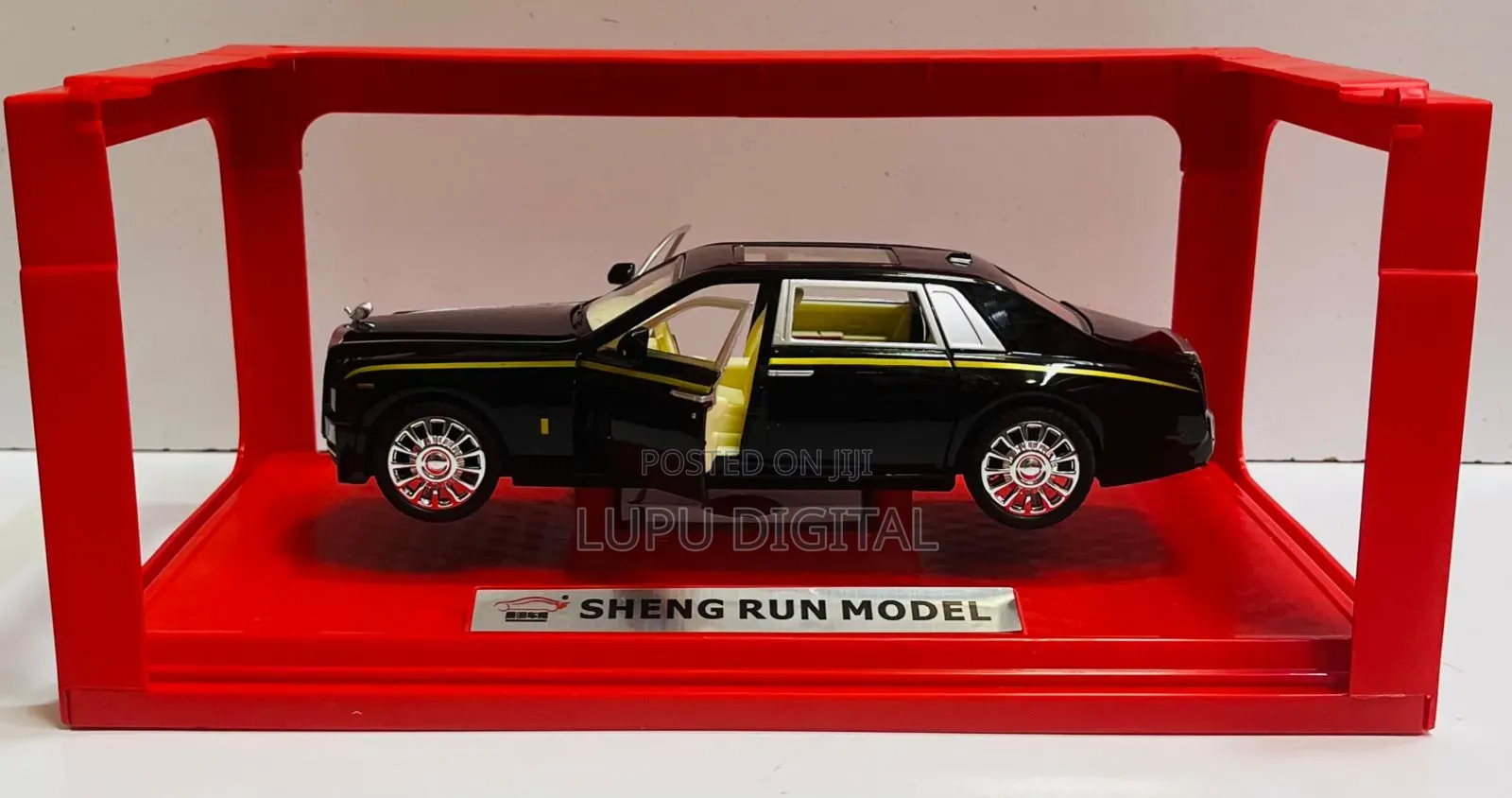Luxury Model Car – Rolls-Royce Phantom 
