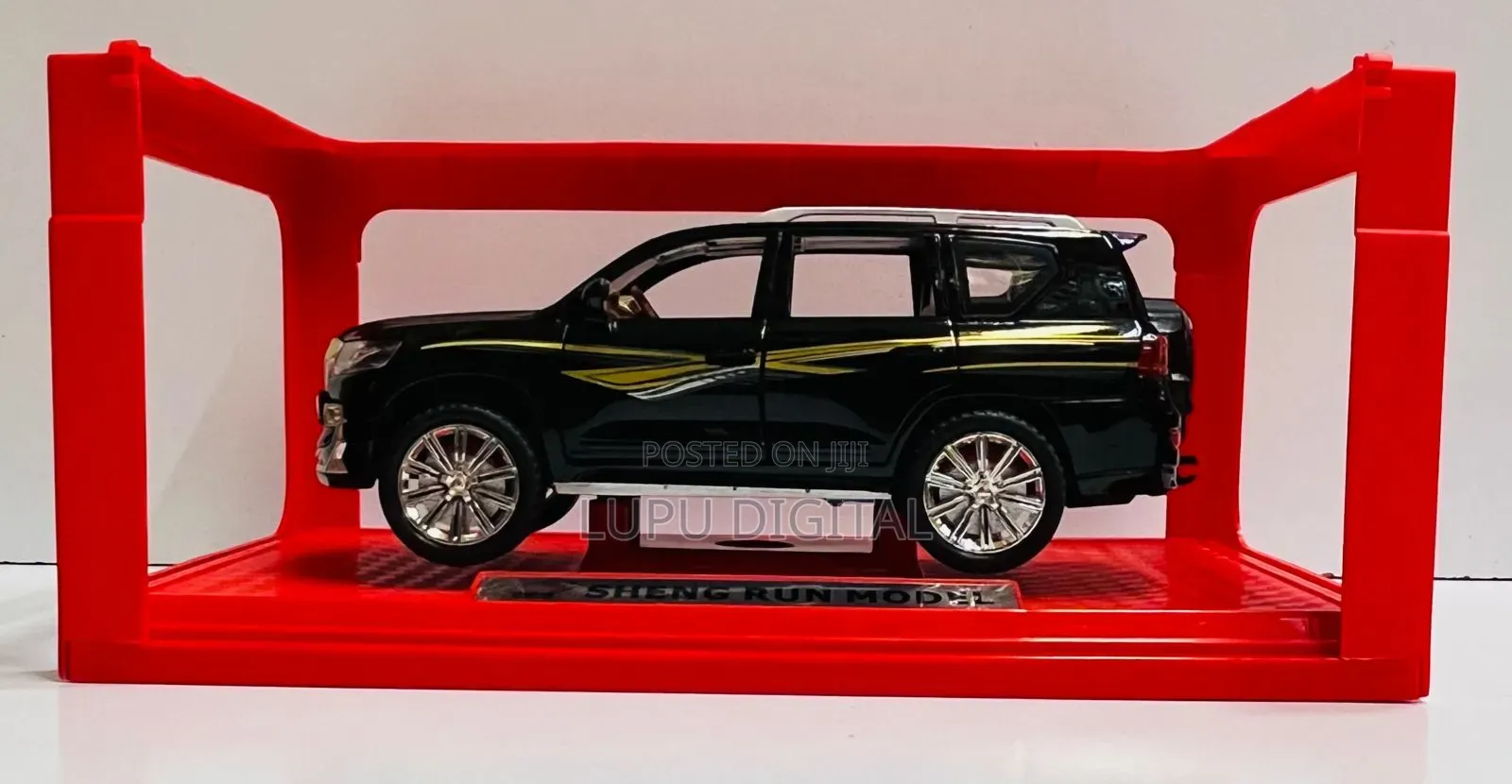 Luxury Model Car – Collector’S Edition
