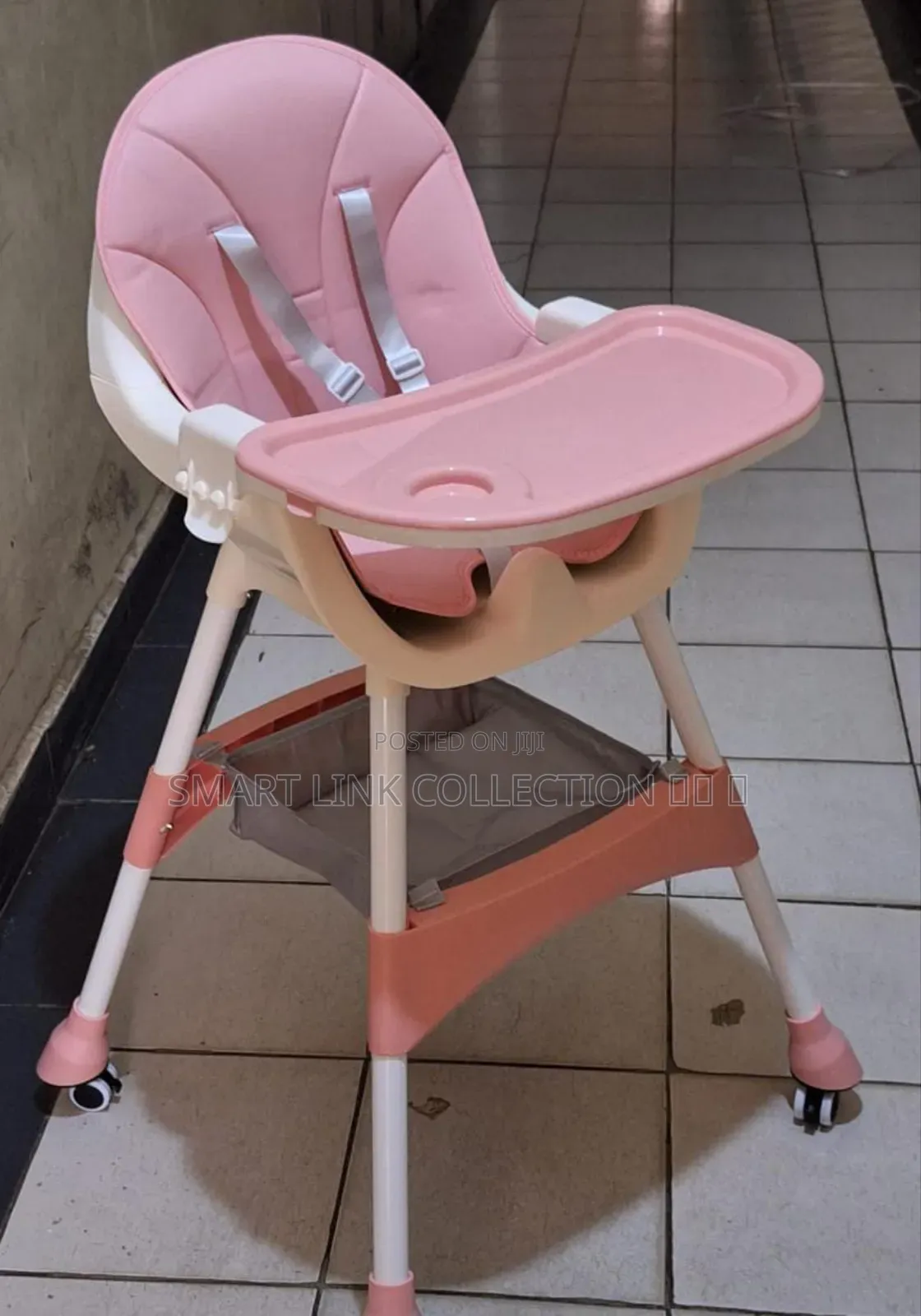 Feeding Chair With Moving Wheel's
