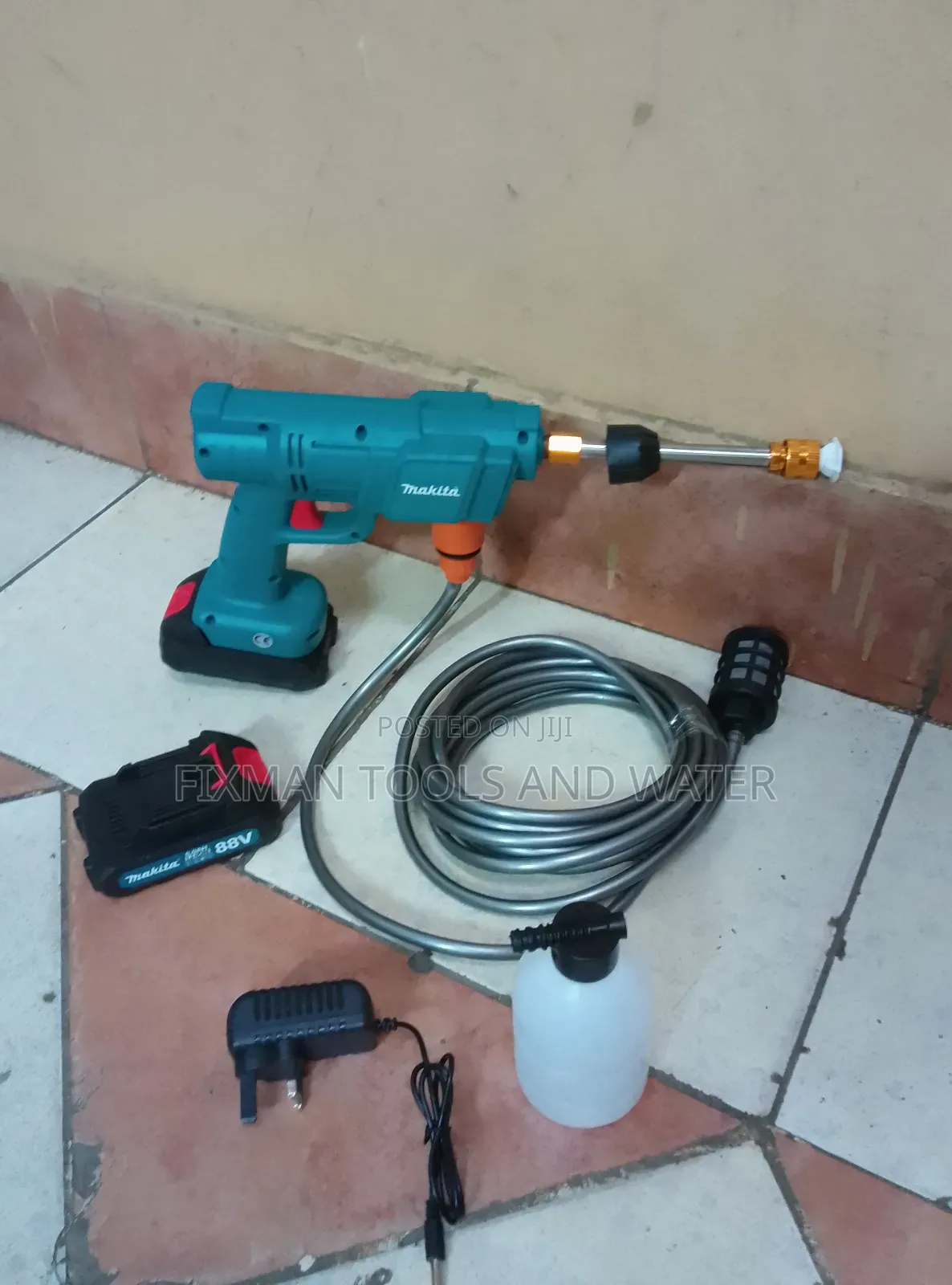 New Makita Cordless High Pressure Washer 88 Volts Car Wash Machine