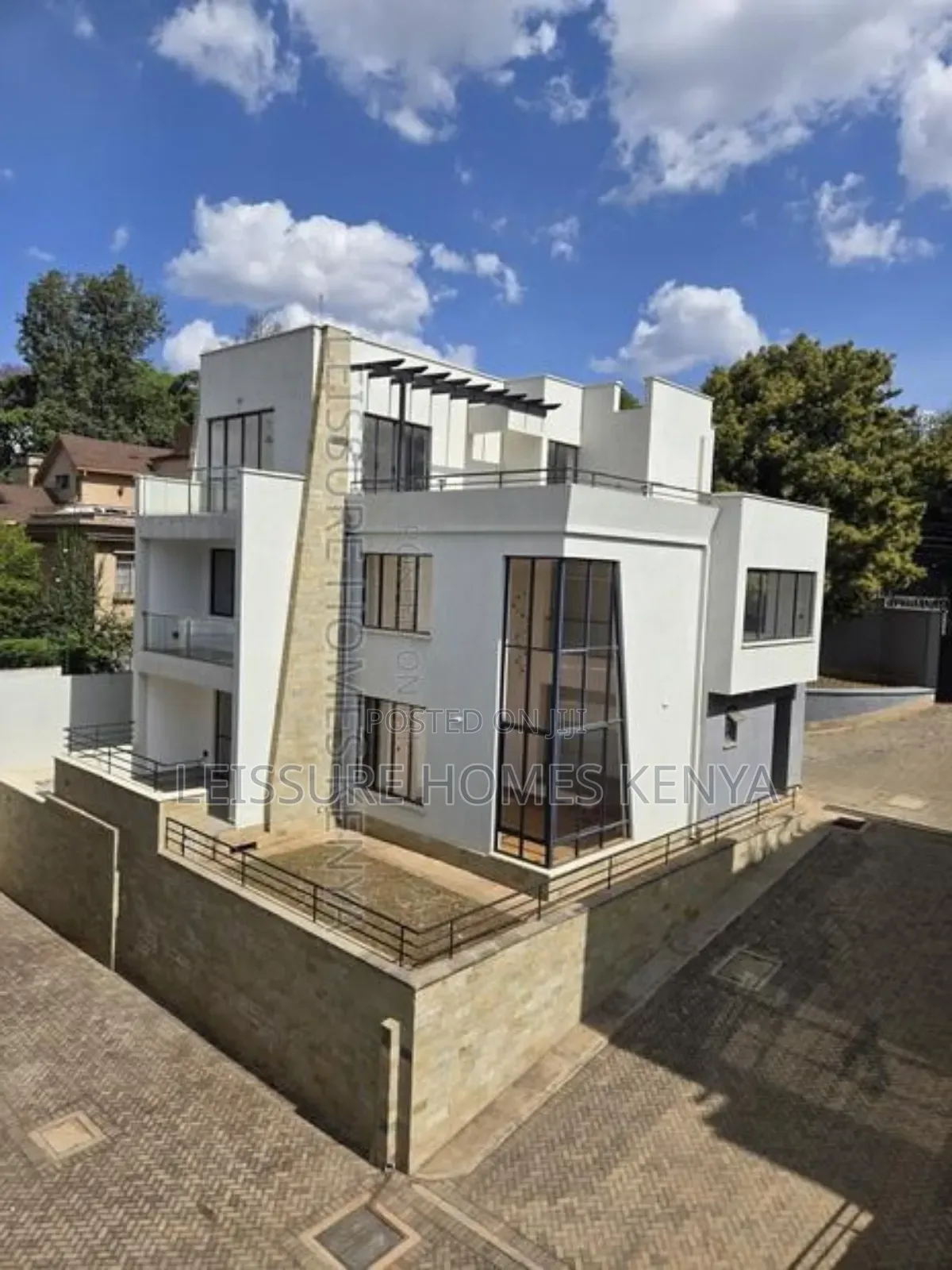 5bdrm Villa in Lavington for sale