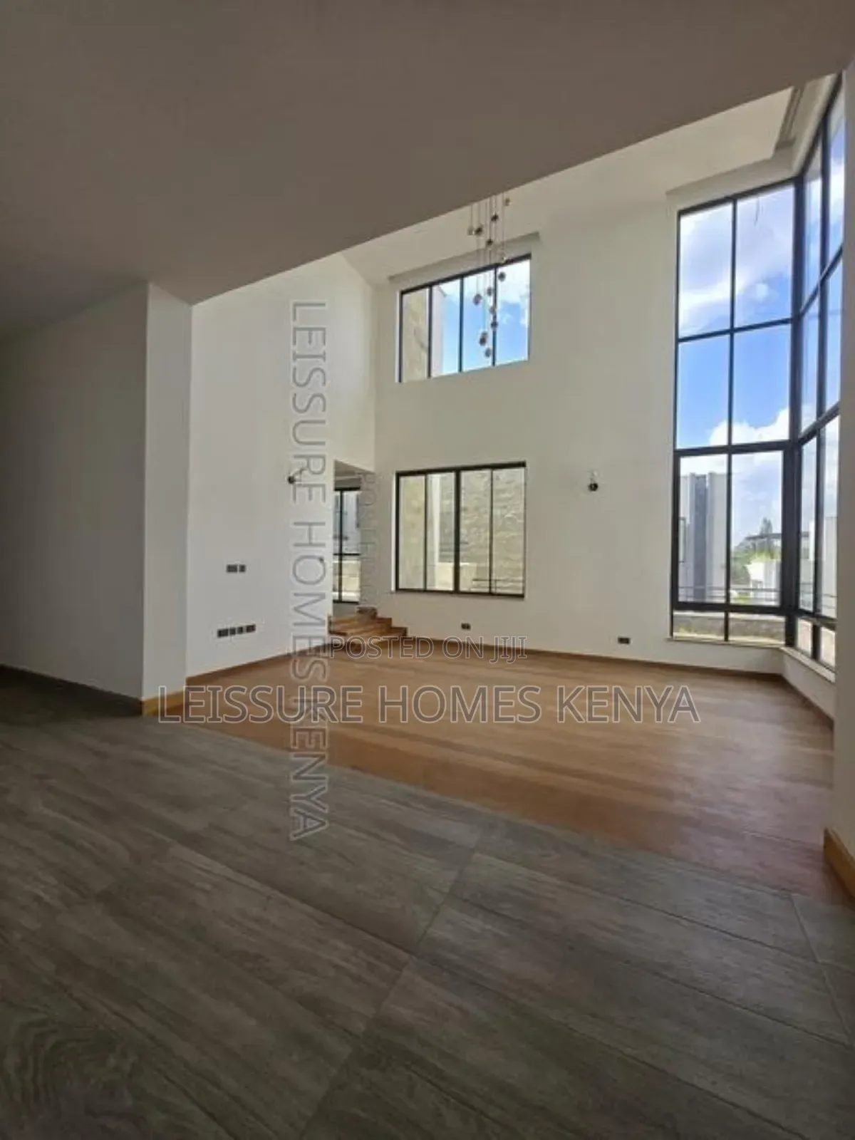 5bdrm Villa in Lavington for sale