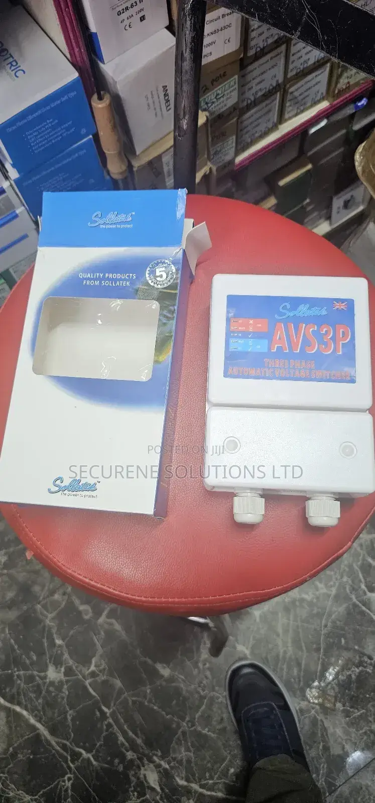 30amps Sollatek Avs3p Three Phase Automatic Voltage Switcher.