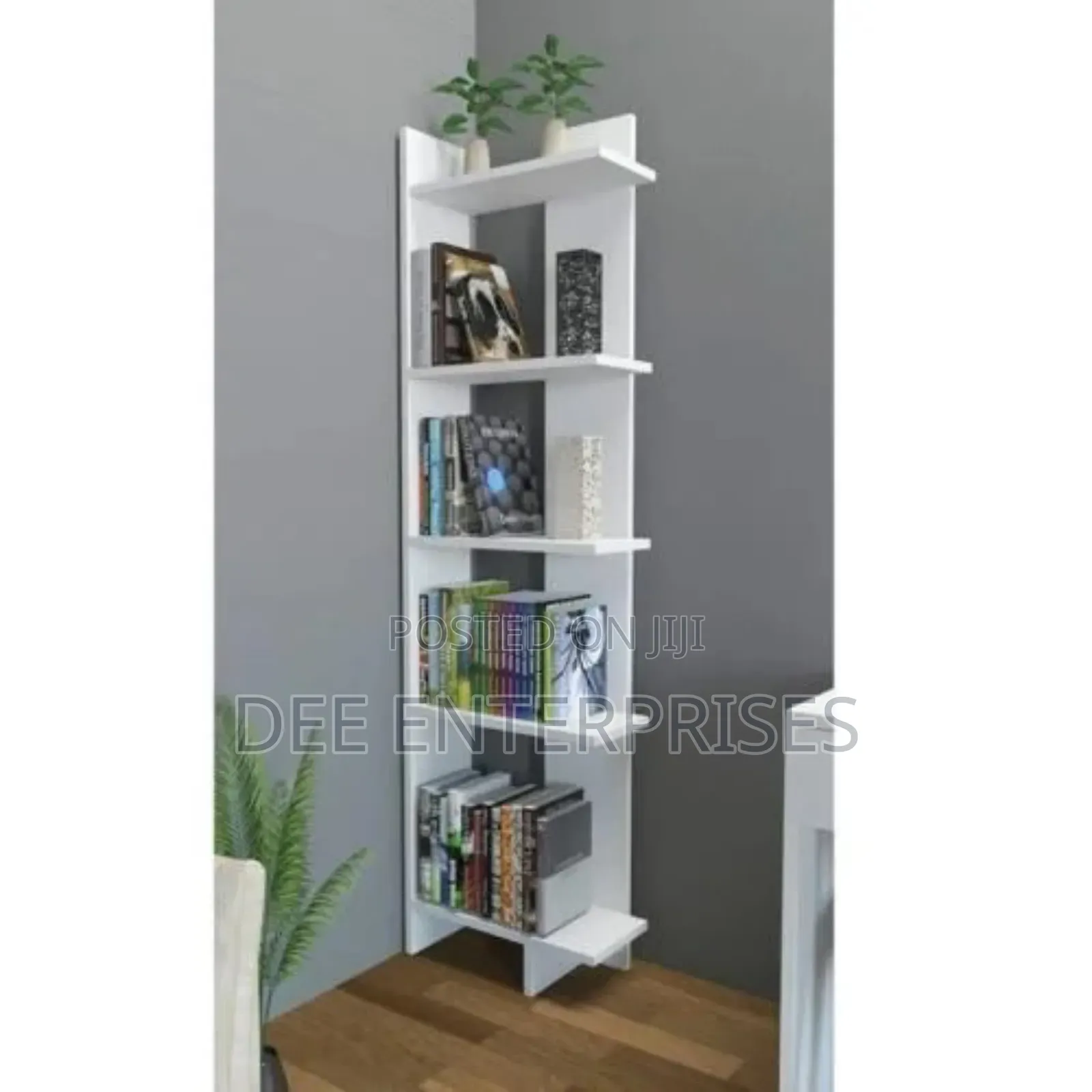 Sly Corner Bookshelf Décor Stand