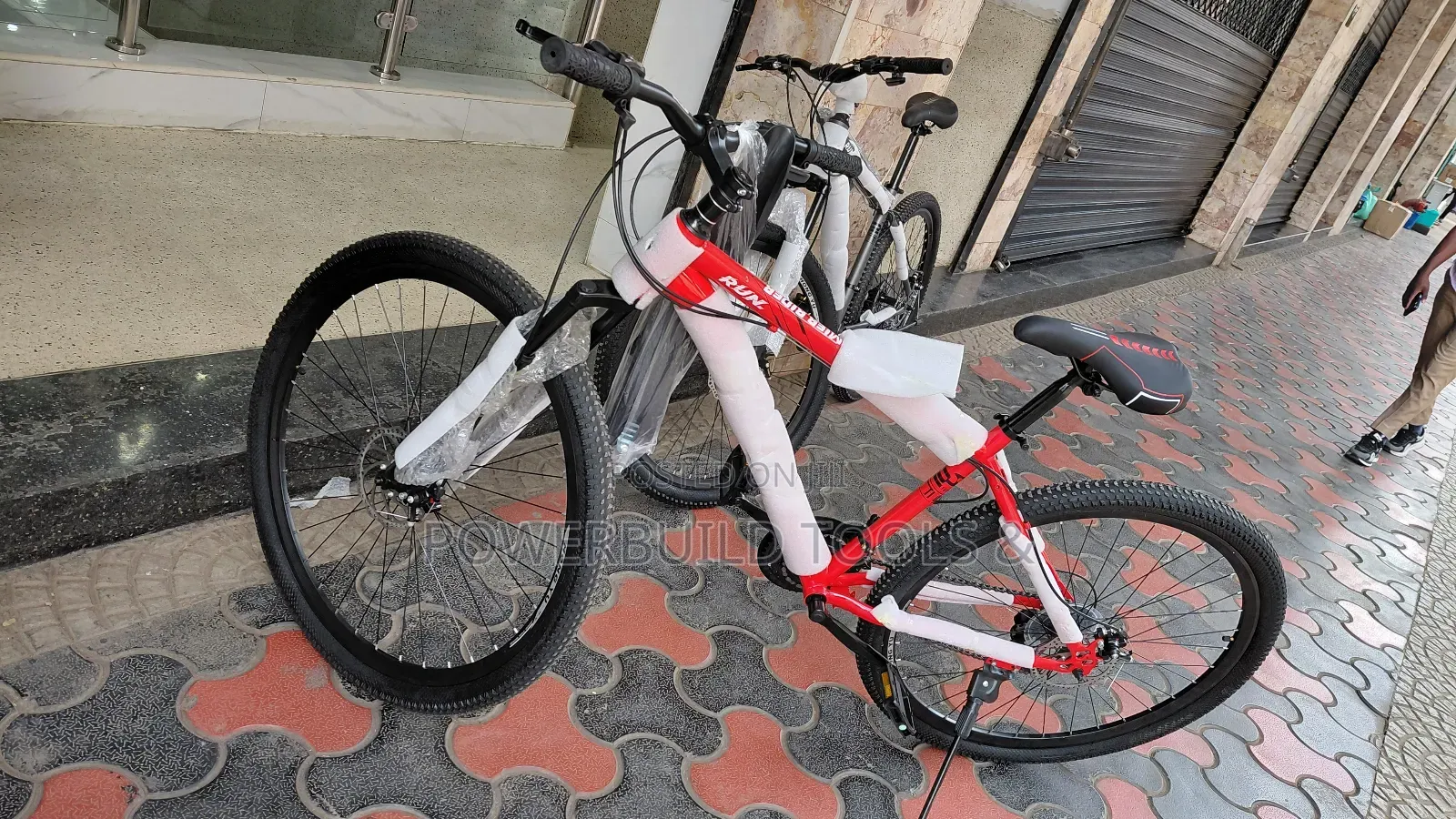 Size 29 " Versatile Mountain Bike For Tough Terrain