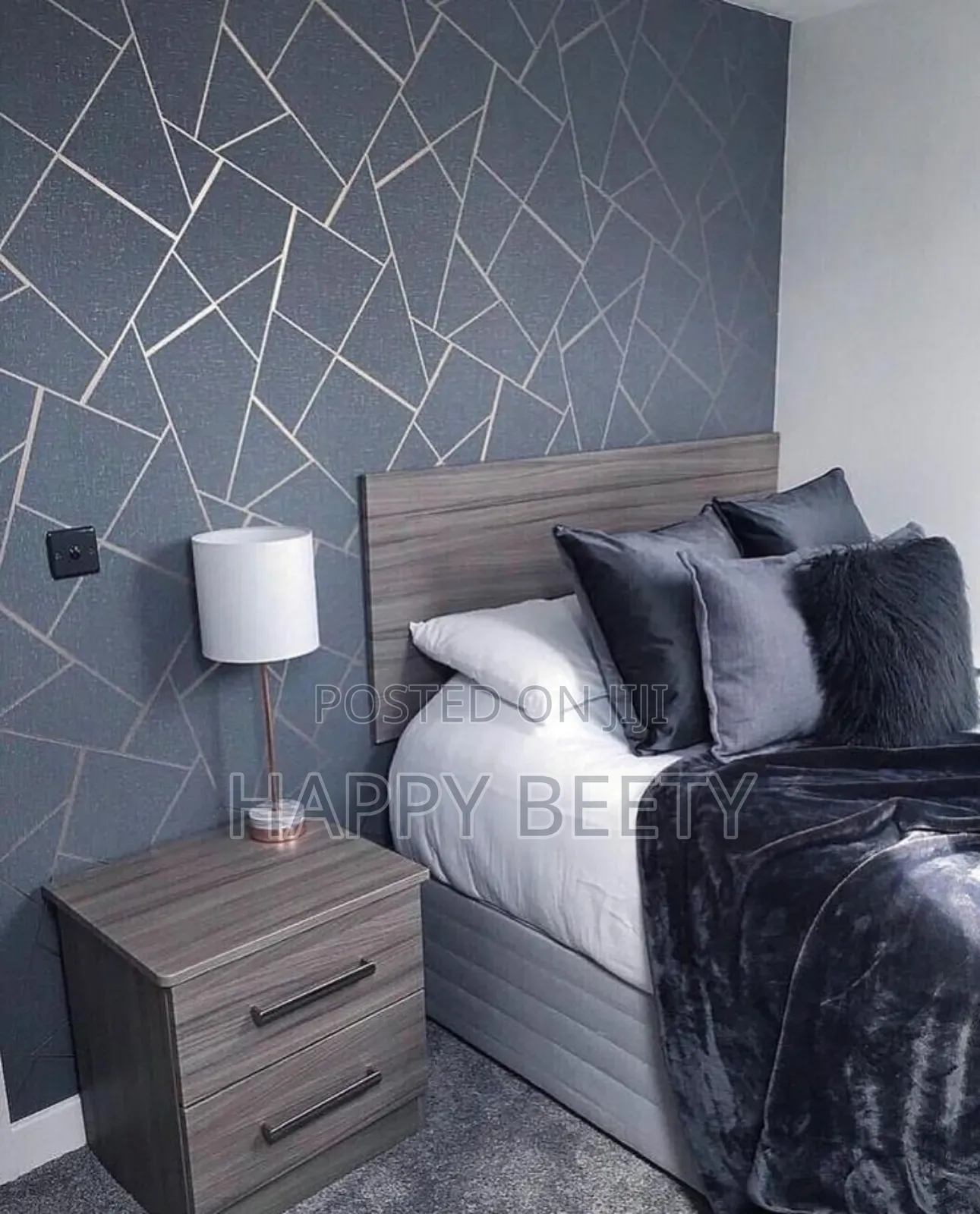 Elegant Modern Prints Wallpaper
