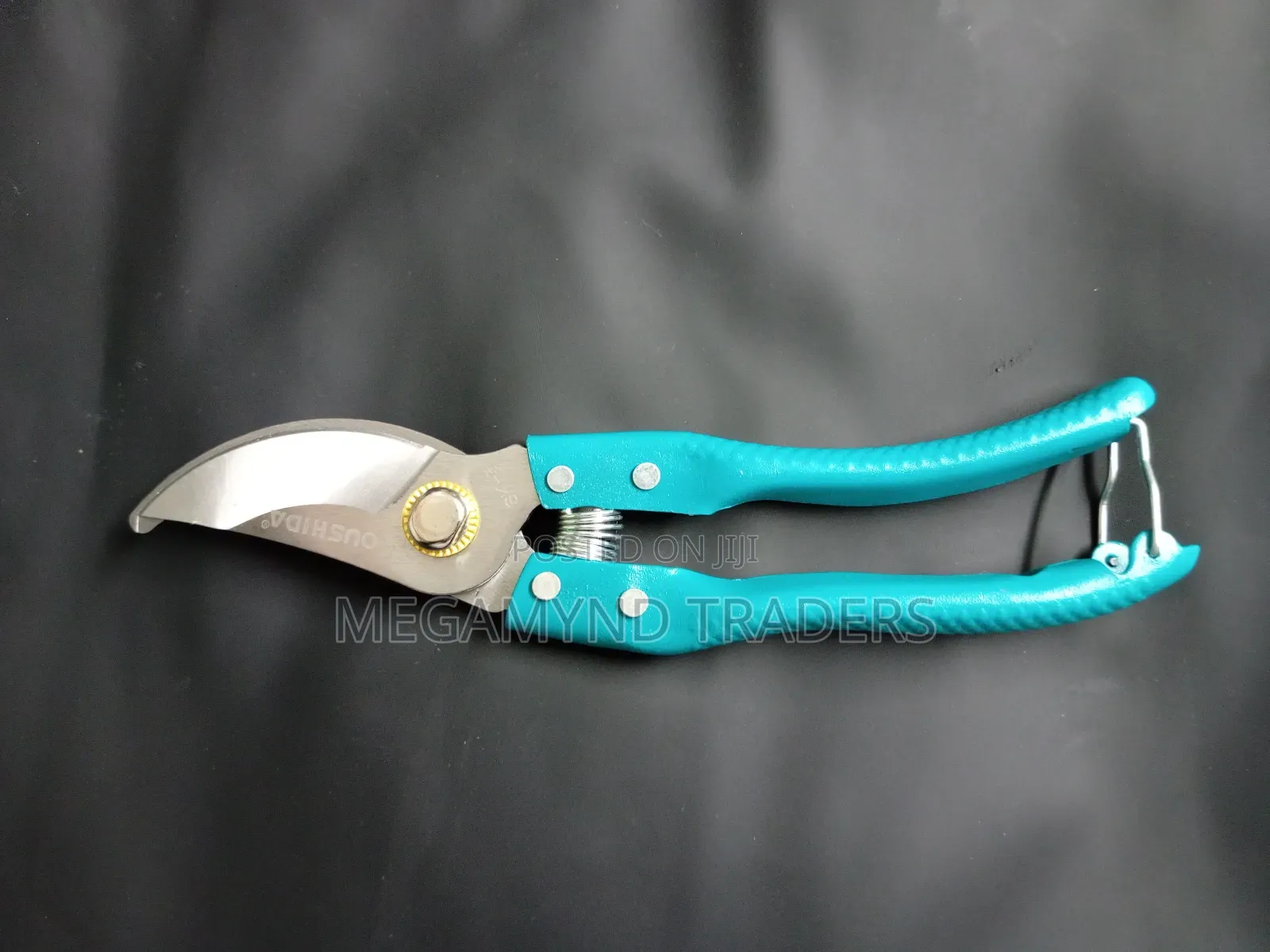 Chicken Shear / Poultry Shear / Makasi Ya Kuku