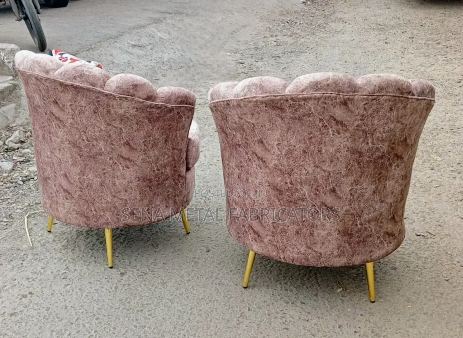 Modern Coffee Chairs for a Stylish Living Space