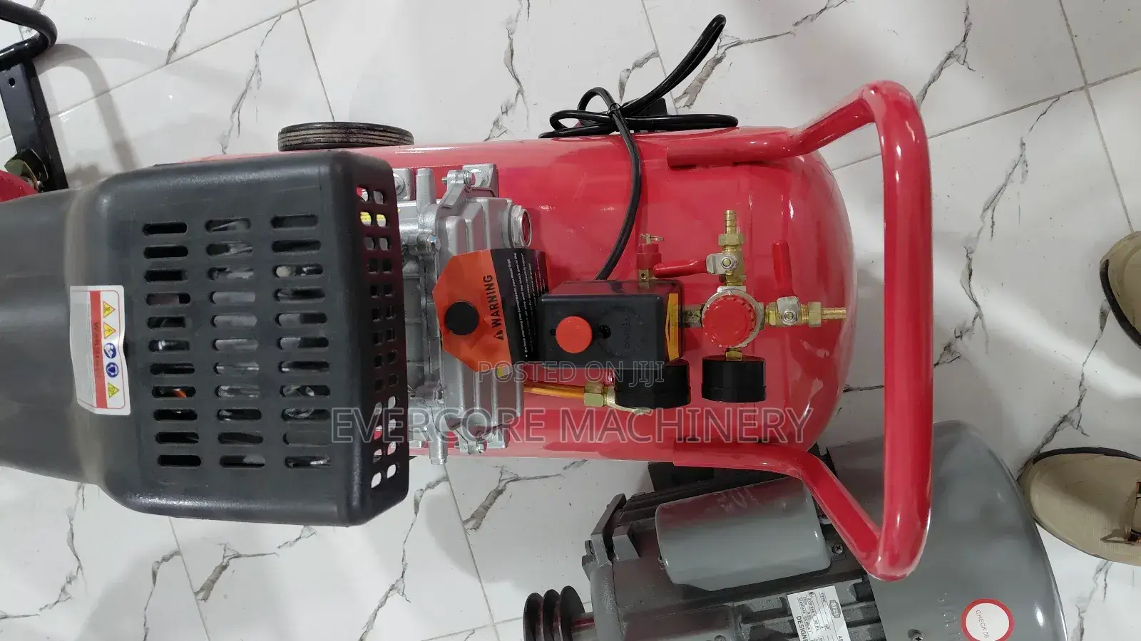 Primo Italy 50l Direct Driven Air Compressor Machine.