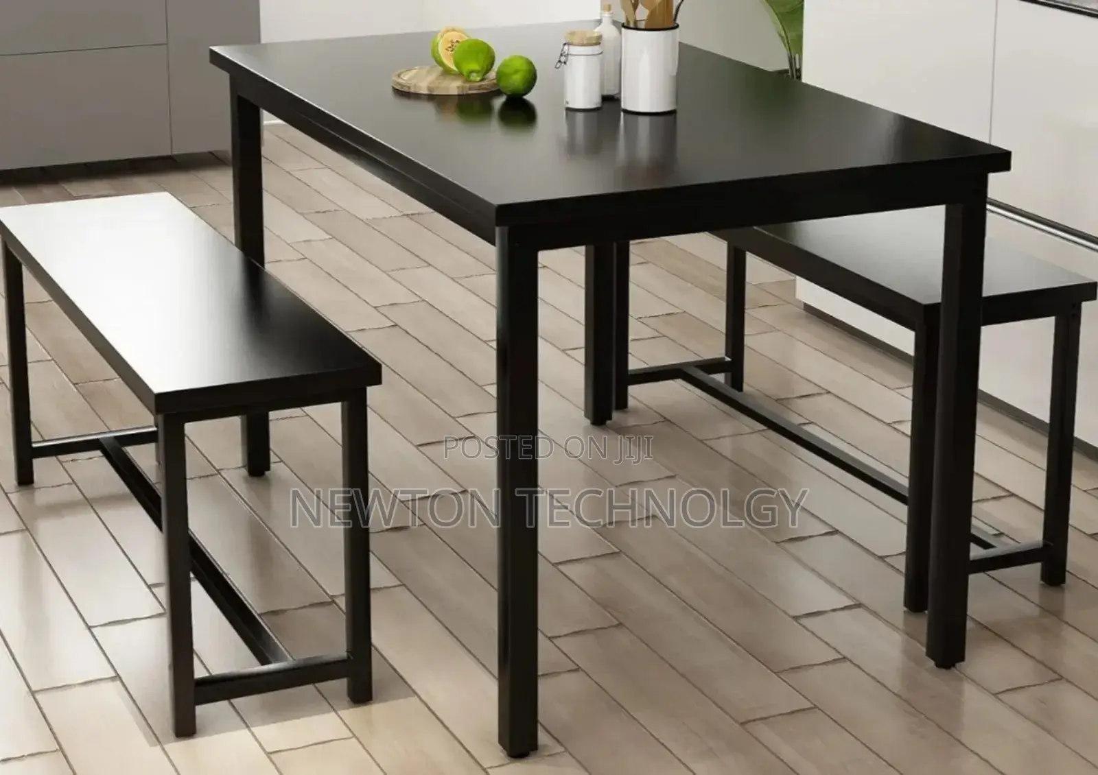 Modern 4-Seater Dining Set