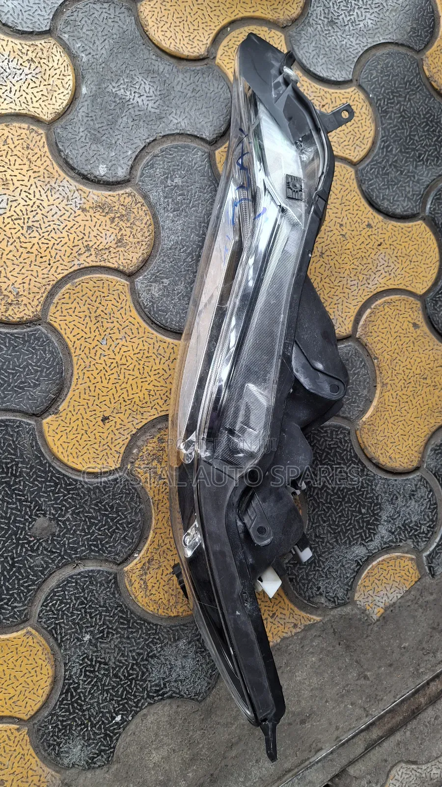 Toyota Harrier Headlight 2014/2015/2016 Part No.147