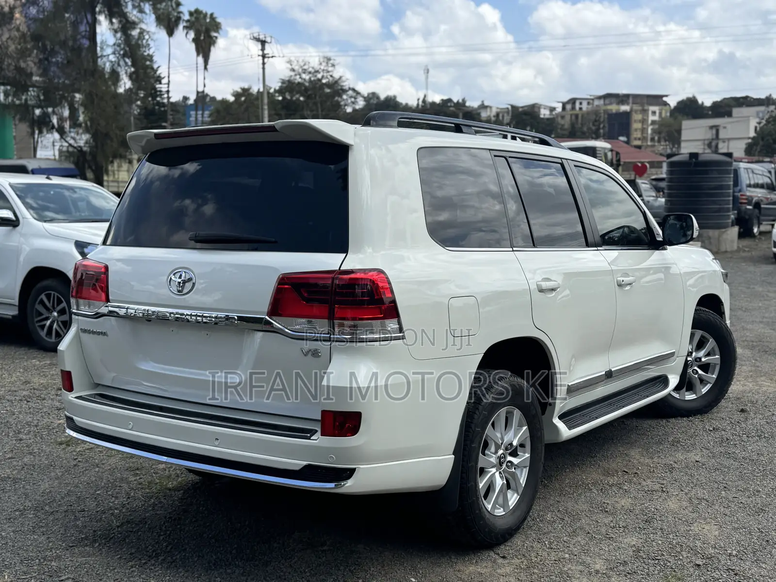 Toyota Land Cruiser 4.5 V8 TD 2018 White