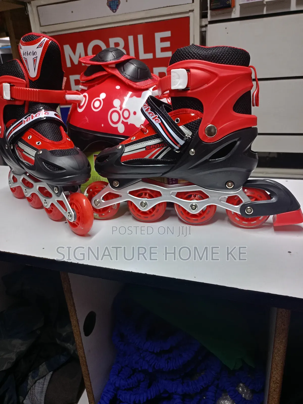 Adjustable Skating Shoes Set