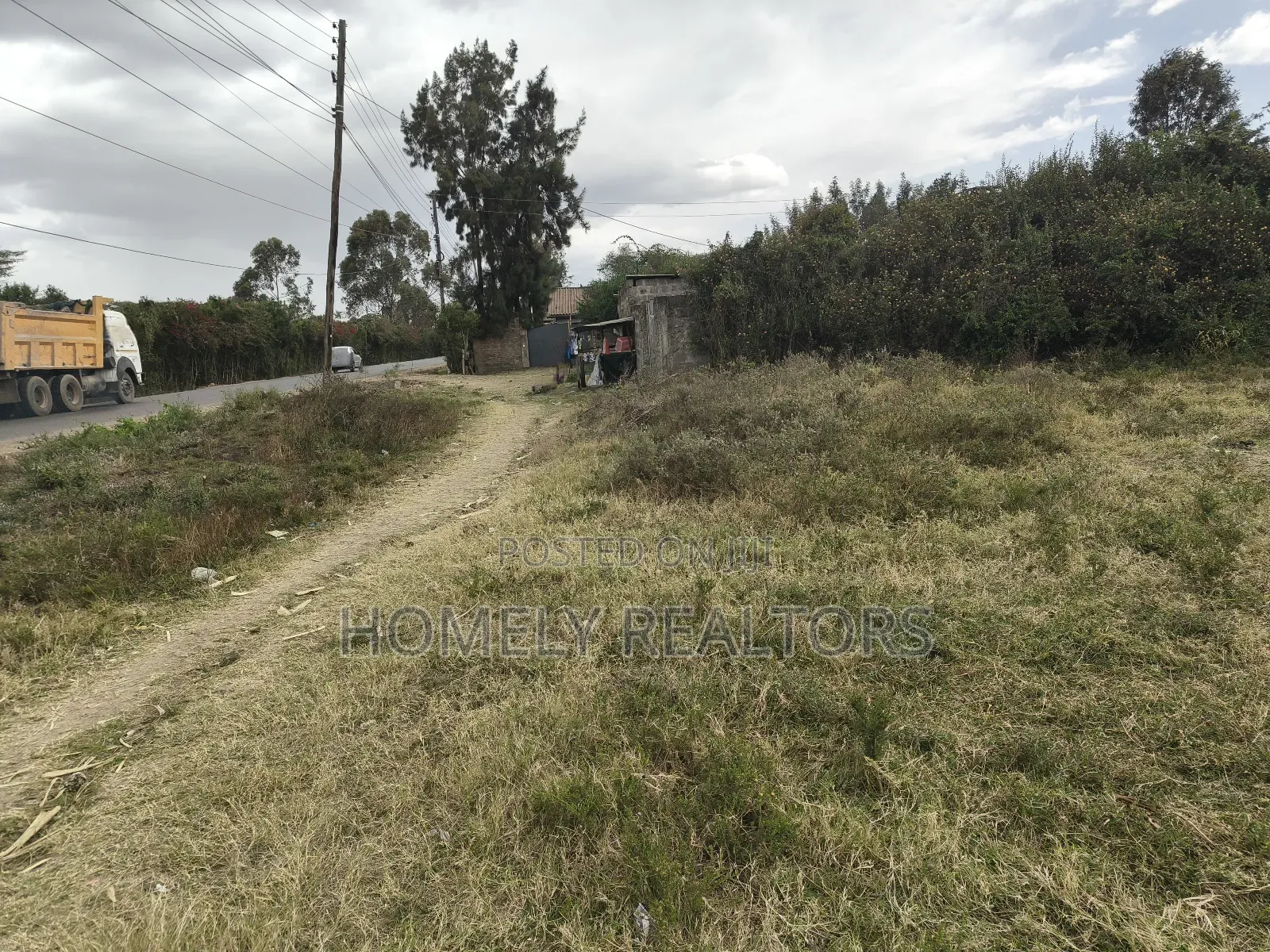 Commercial Quarter Acre Plot in Ongata Rongai Touching Gataka Road