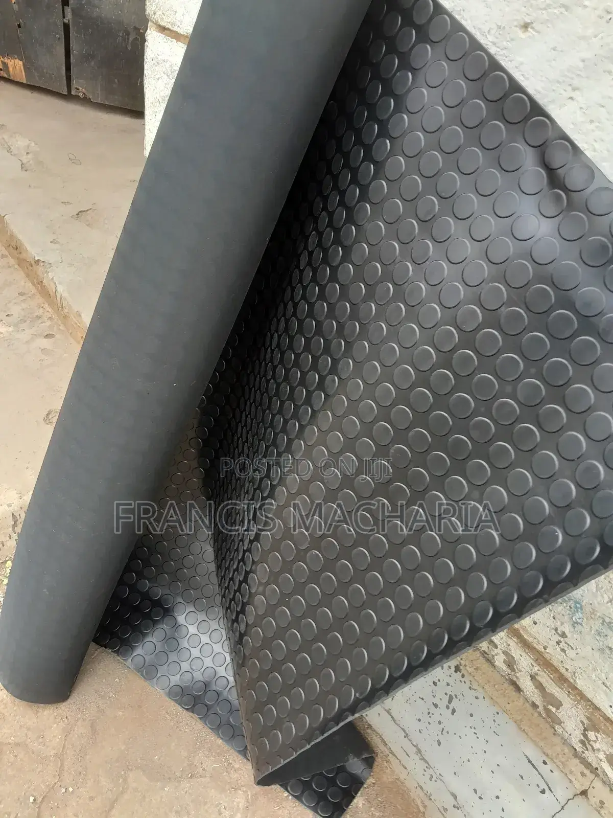 Dots Coin Rubber Matting