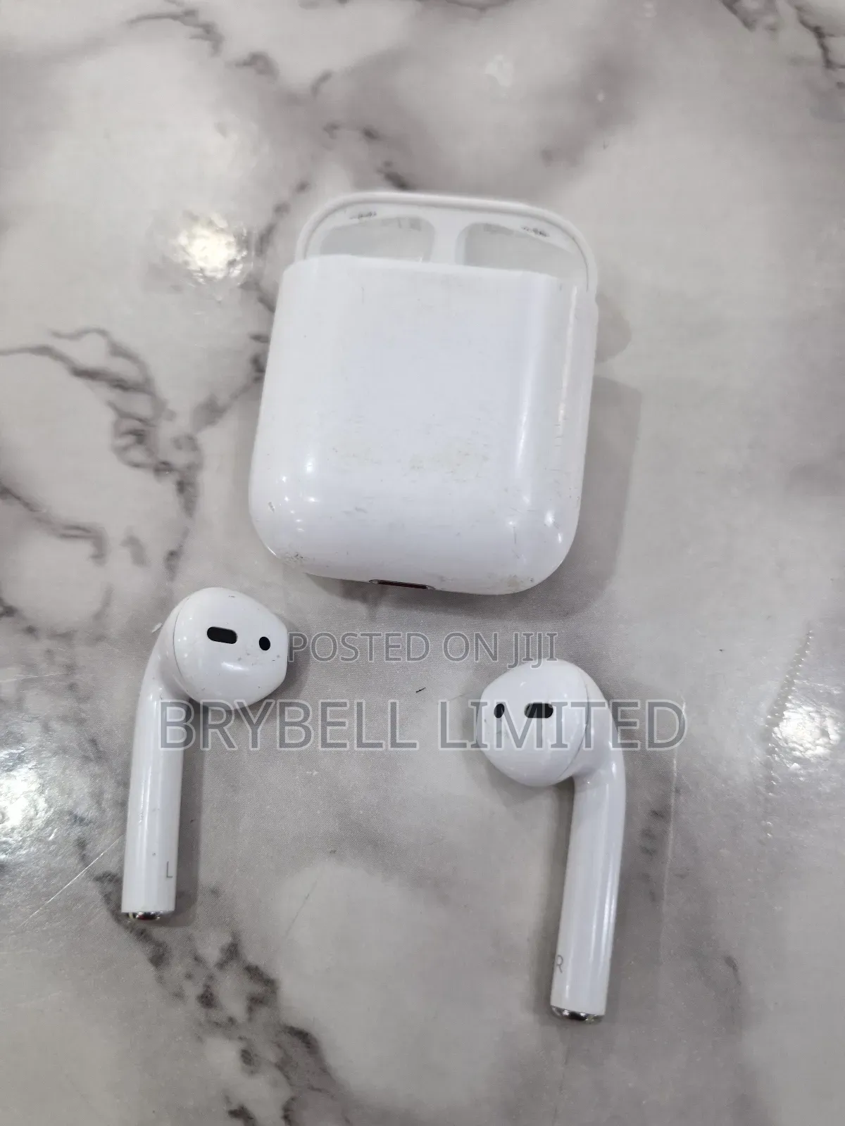 Original Apple Airpods 1, White, Clean as New
