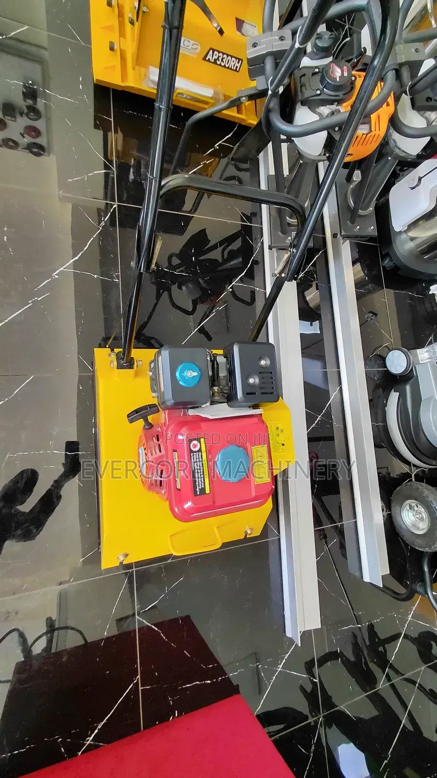 Aico Japan 90kg Plate Compactor Machine