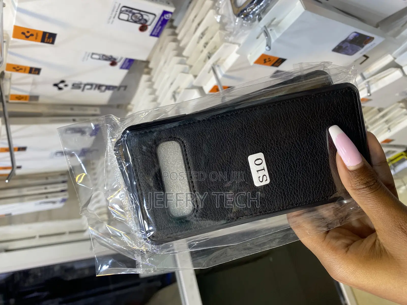 Awerf Samsung Galaxy S10 Premium Leather Slim Back Case
